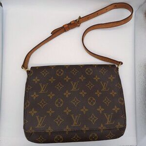 Louis Vuitton Monogram Musette Tango Shoulder Bag